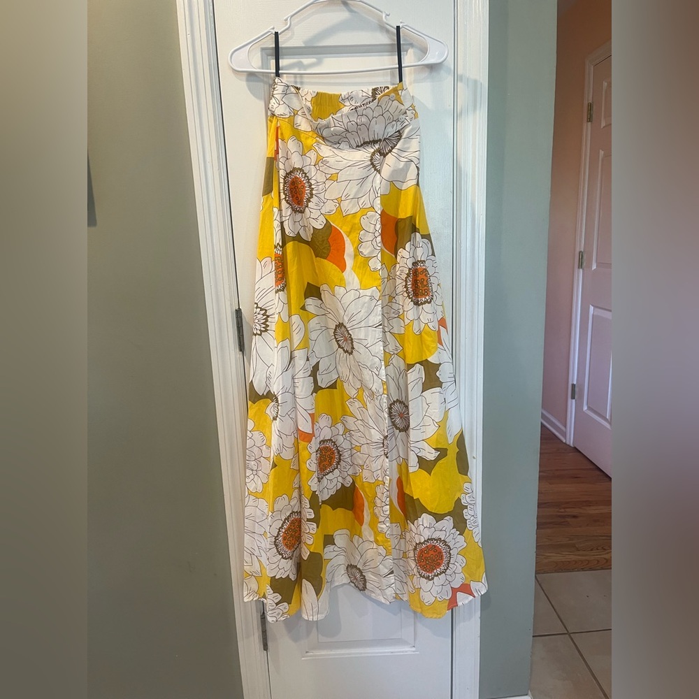 SWF Venice Stretchy Yellow‎ Floral Wrap Skirt Size XS bin2